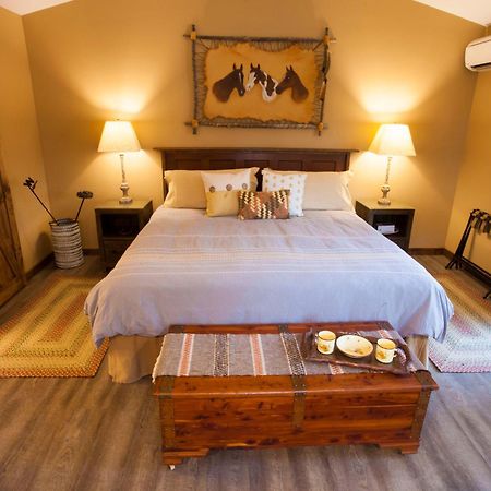 Bed and Breakfast Red Tail Ranch à Groveland Chambre photo